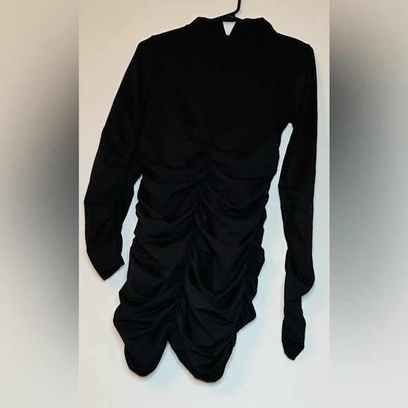 Black dress - Picture 2 of 2